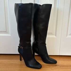 BRAND NEW Beautiful Express Heeled Boots